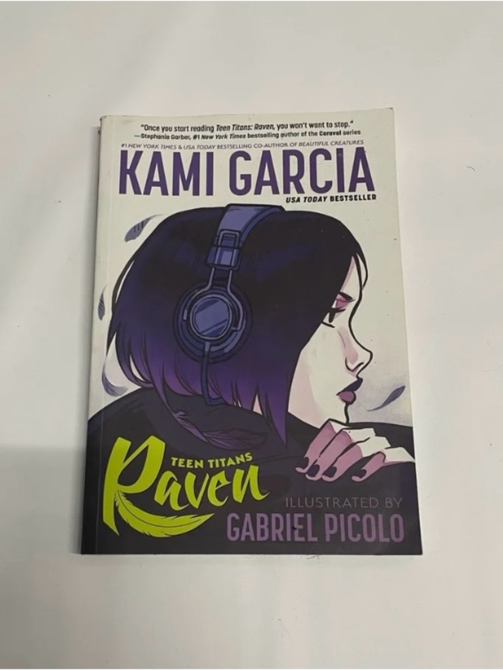Kami Garcia Teen Titans : Raven